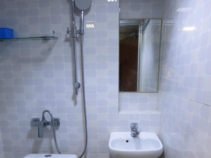 Bedroom 4, Wing On Hotel, Kowloon