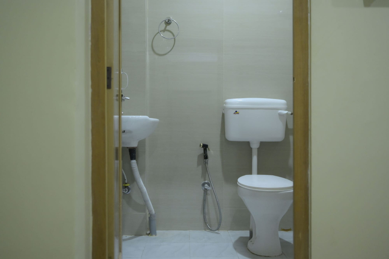 Bathroom 3, Hotel Pohor Regency Near Kamakhya Foot Bridge, Kamrup Metropolitan