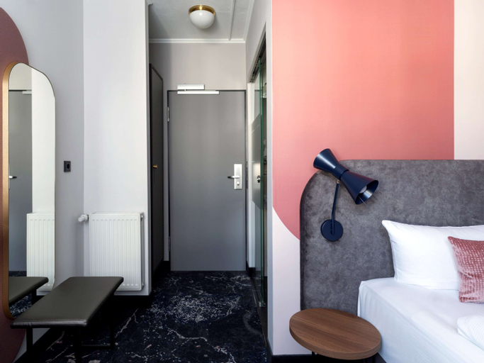 Bedroom 14