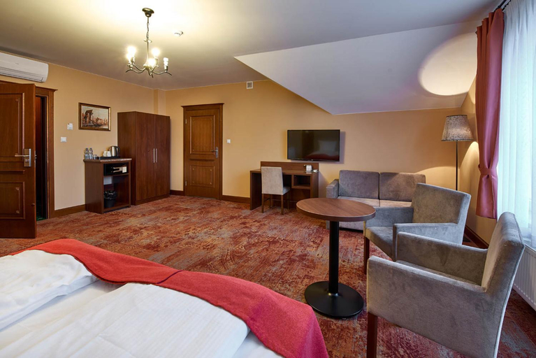 Bedroom 3, Hotel Dwor Galicja, Stalowa Wola