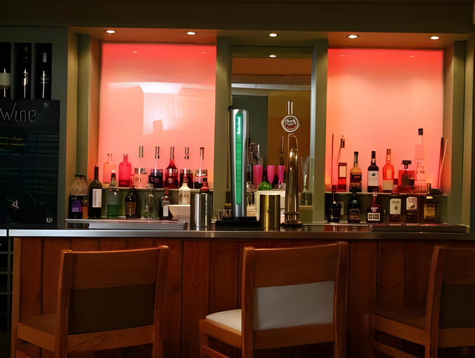 Food & Drinks 5, The George Hotel, Essex