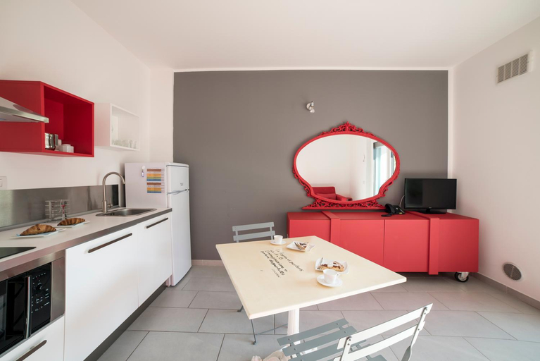 Dining Room 2