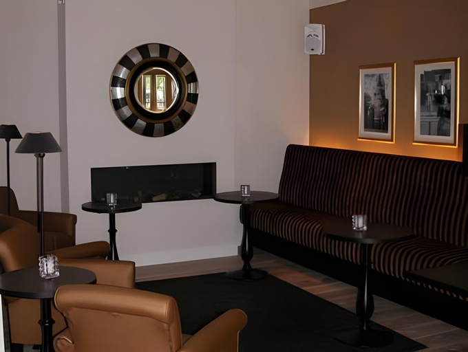Bedroom 2, 1851 Bar - Hotel - Cinema, Wijk bij Duurstede