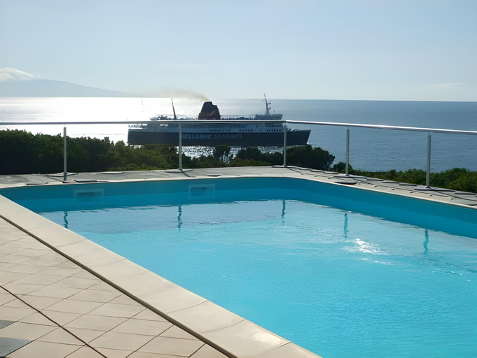 Sport & Beauty 2, Cantinho das Buganvilias AT****, Velas