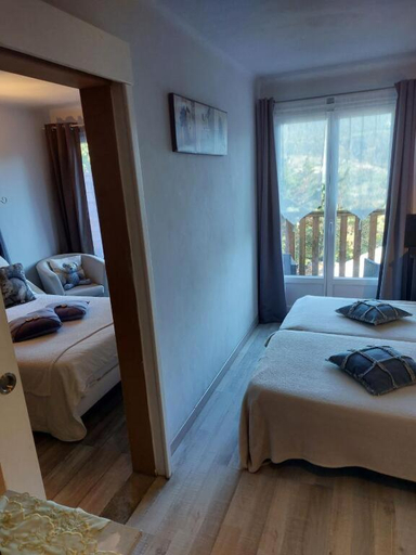 Bedroom, Hotel & Restaurant Le Chalvet, Hautes-Alpes