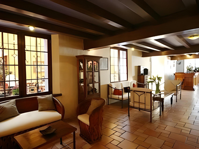 Public Area 3, Hotel Trebol, Del Centro