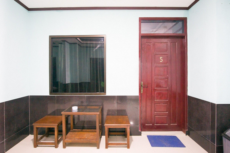 Public Area 2, Formerly Reddoorz Mikie Holiday Funland Berastagi, Karo