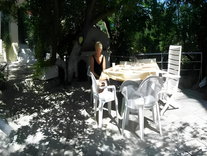 Others 4, Villas Sequoia, Varna