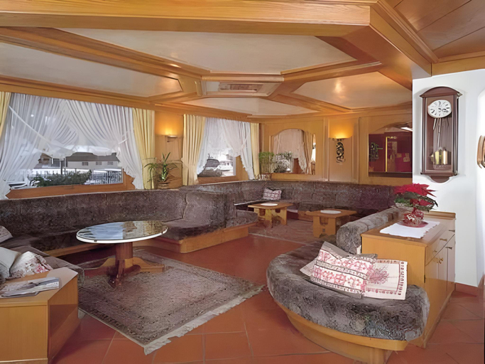Public Area 2, Hotel Rosalpina, Trento