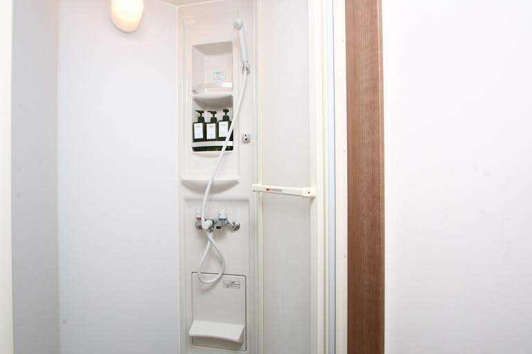Bathroom 4, Marnix Classic Harborview Pension, Yaese