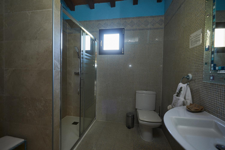 Bathroom 3, Hotel El Mirlo Blanco, Ávila