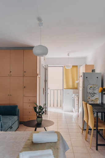 Others 5, Best House, Nirvana II, Patra, West Greece