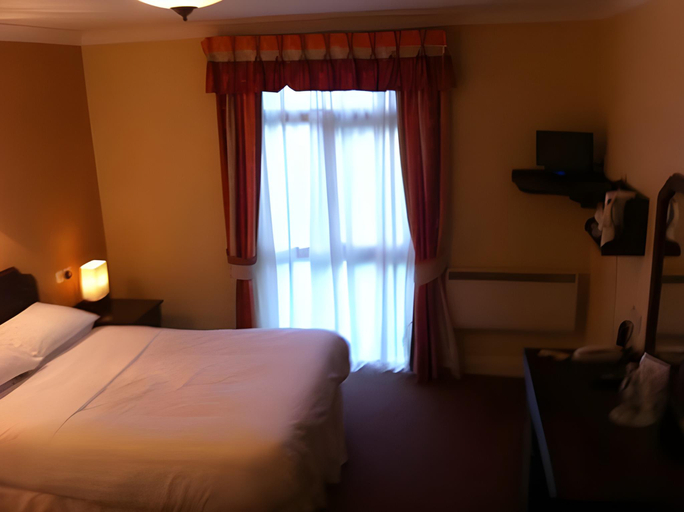 Bedroom 2, Arden House