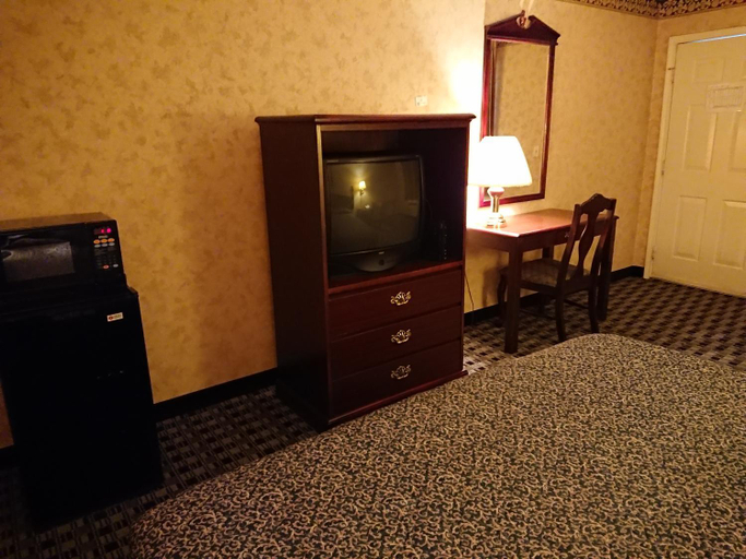 Others 5, Stone Brook Inn, Hardin