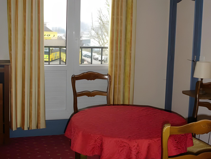 Others 5, Logis - Hotel du Nord et Restaurant La Table d'Elisa, Oise