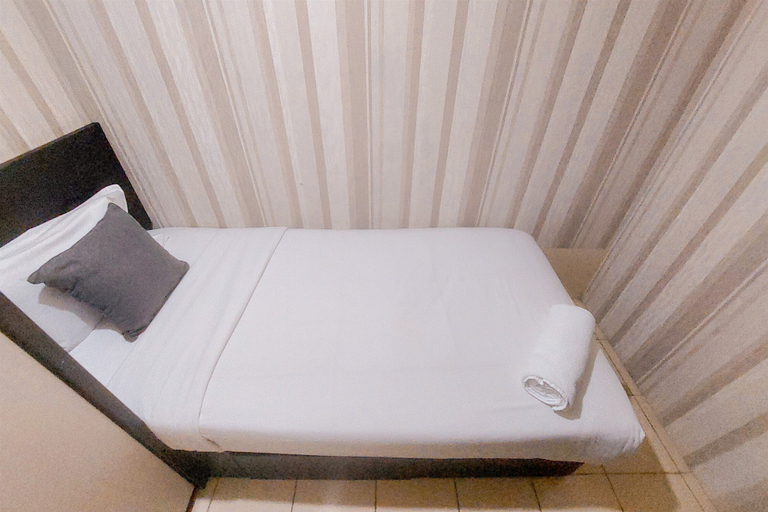Bedroom 3, Warm And Spacious Combined Unit 2Br At Serpong Greenview Apartment, South Tangerang
