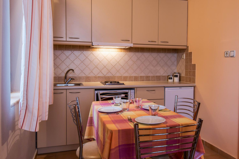 Kitchen 5, Enastron Villas, Peloponnese
