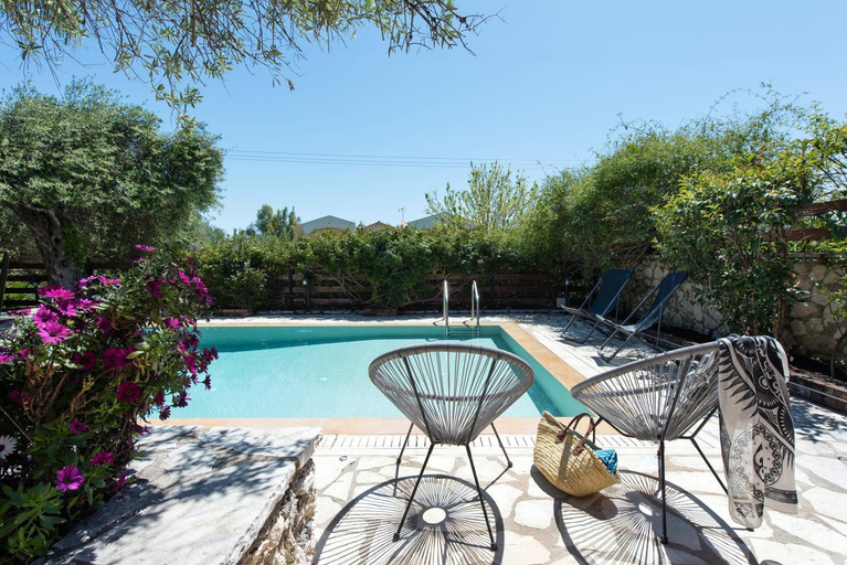 Others 4, Villa Palmier, Ionian Islands