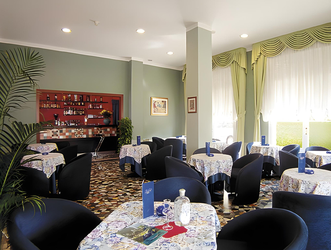 Food & Drinks 5, Terme Villa Pace, Padua