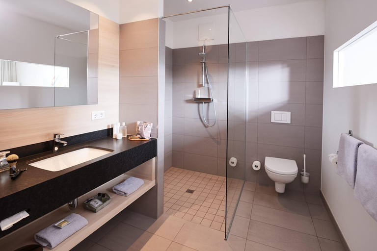 Bathroom 5, Seehotel Kressbronn, Bodenseekreis
