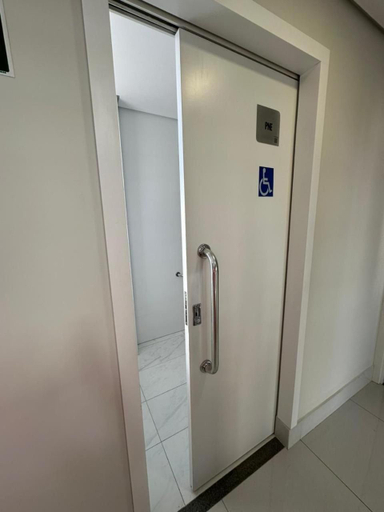 Bathroom 3, Predio Carijos no centro BH, Belo Horizonte