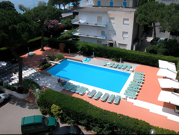 Exterior & Views 1, Hotel San Michele, Savona