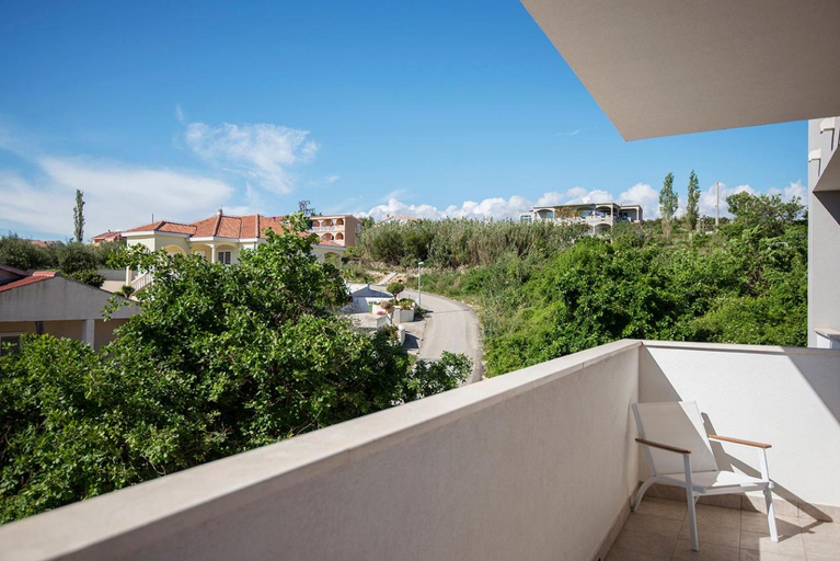 Others 3, Apartments CAPE Deluxe, Ražanac