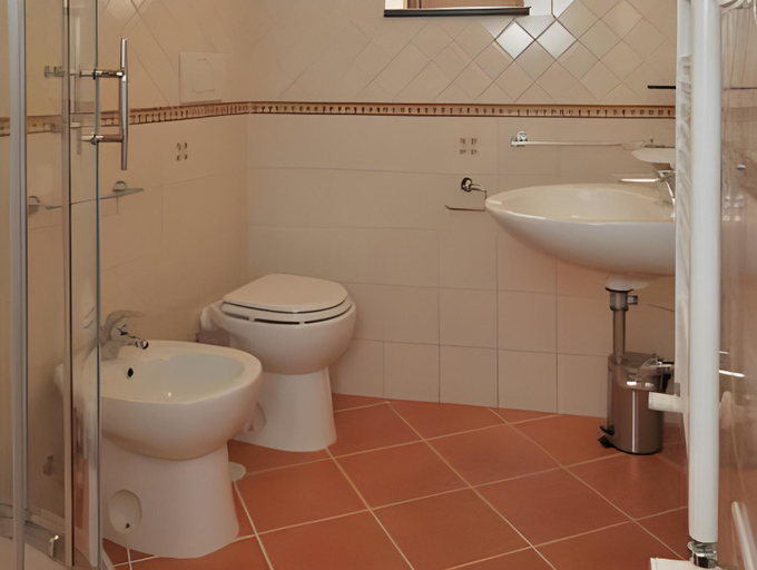 Bathroom 5, Casa Falcone B&B, Salerno