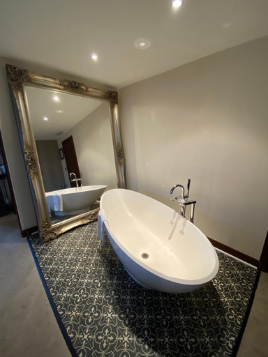 Bathroom 3, Fuego Steakhouse and Tapas -Tomahawk Potto, North Yorkshire