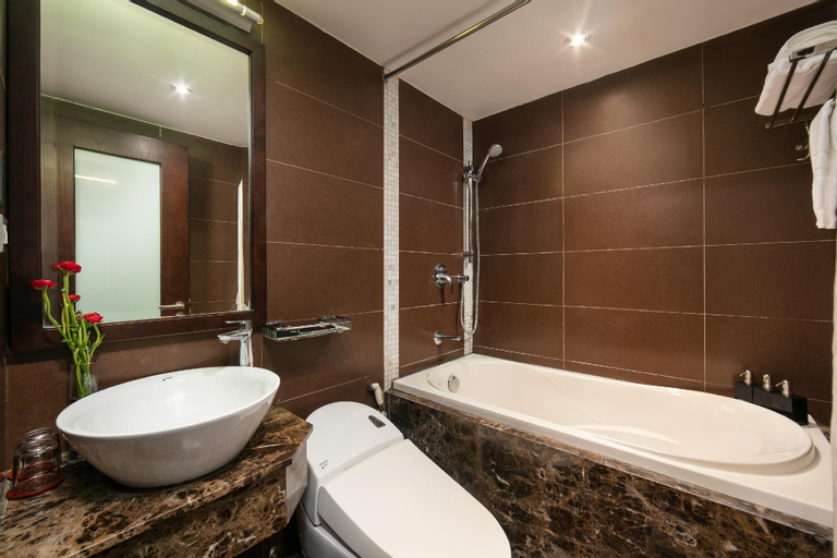 Bathroom 8