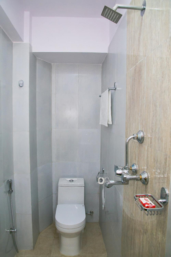 Bathroom 5, Sakura Boutique Hotel, Bagmati