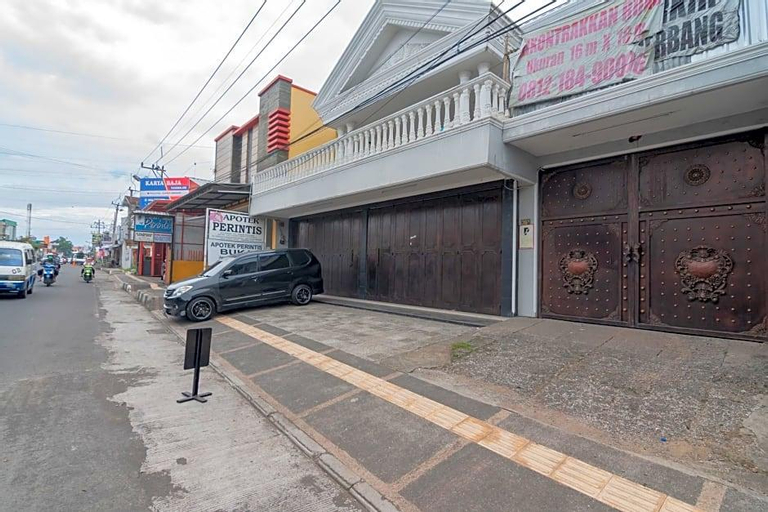 Formerly RedDoorz Perintis Guesthouse Tasikmalay, Tasikmalaya