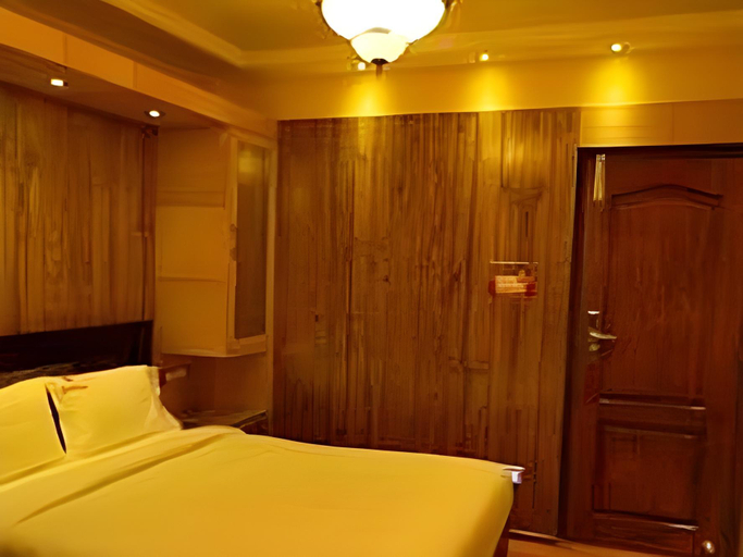 Others 5, Sun Park Grand Hotel, The Nilgiris