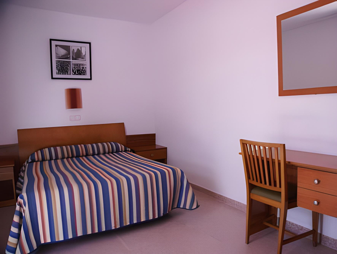 Bedroom 3, Pensión La Orozca, Alicante