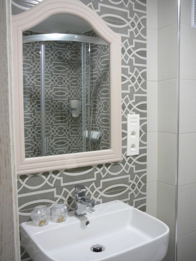 Bathroom 5, Hotel el Pinar, Asturias