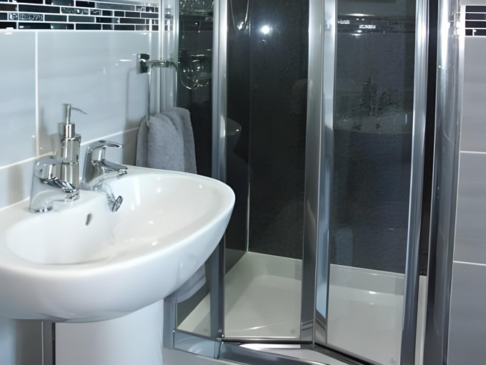 Bathroom 3, Manor View, North Yorkshire