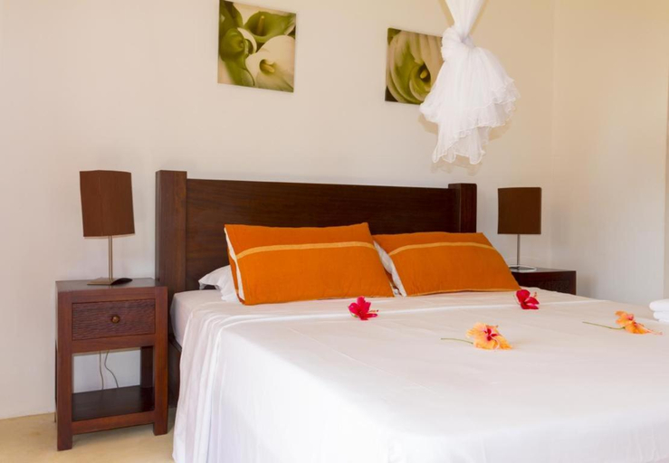 Bedroom 2, La Batie selfcatering Apartment