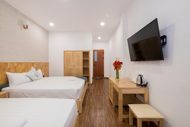 Bedroom 6