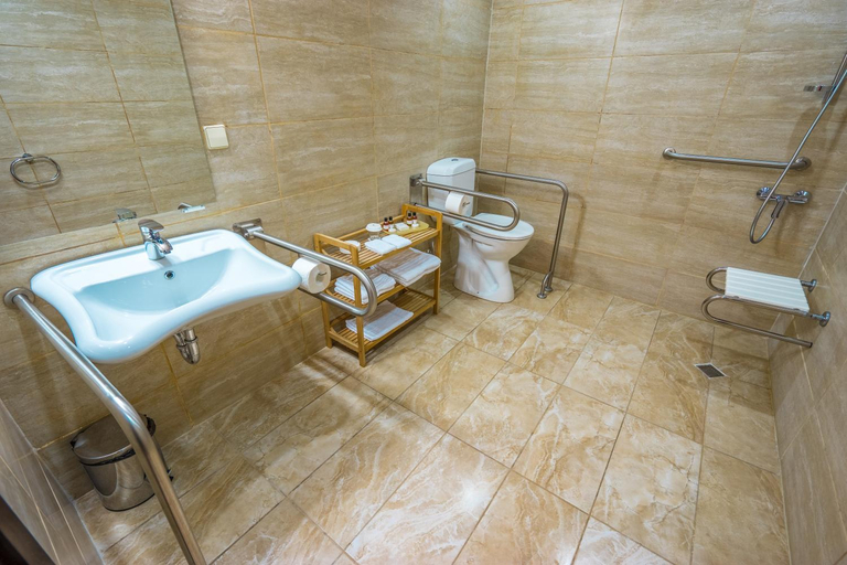 Bathroom 3, Hotel Lomsia, Akhaltsikhe