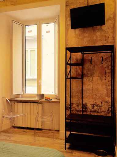 Others 5, B&B NAPOLI AMORE MIO, Napoli