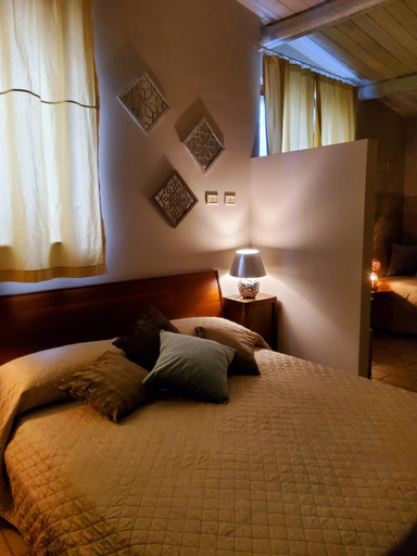Bedroom 2, Acquasale, Cosenza