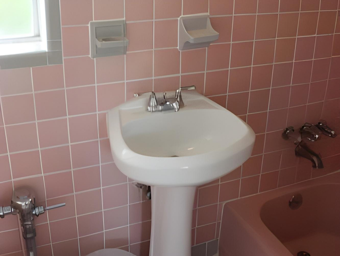 Bathroom 4, New Yorker Boutique Hotel, Miami-Dade