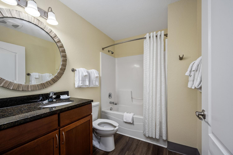 Bathroom 3, Affordable Suites of America Stafford Quantico, Stafford