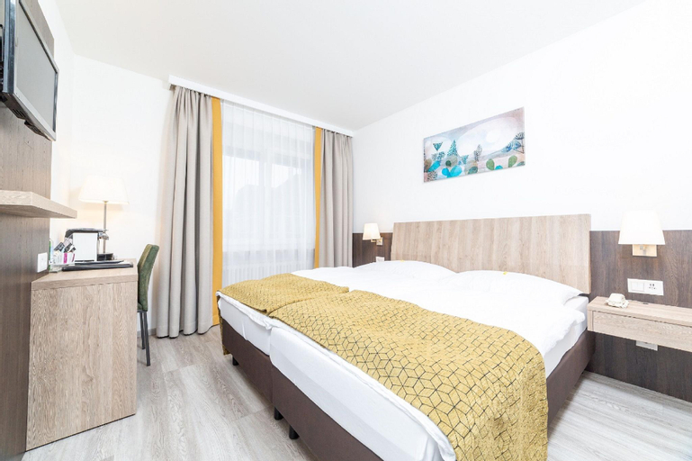 Bedroom 9