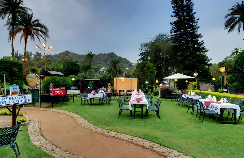 Food & Drinks 5, Chacha Inn The Garden Retreat, Sirohi