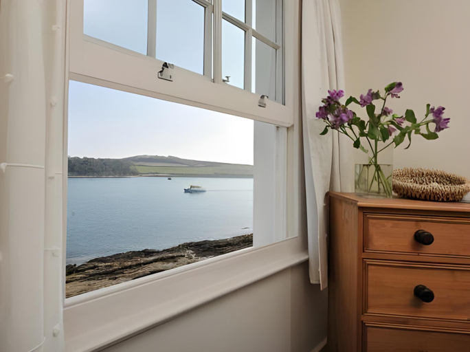 Others 4, St Mawes Hotel, Cornwall