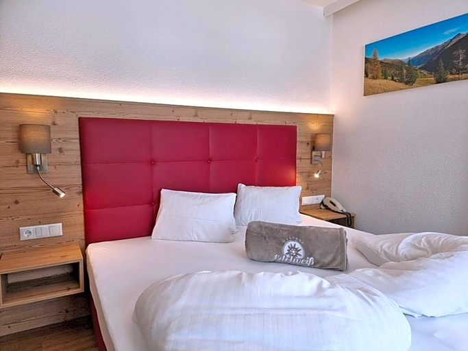 Bedroom 4, Hotel Gasthof Edelweiß, Lienz