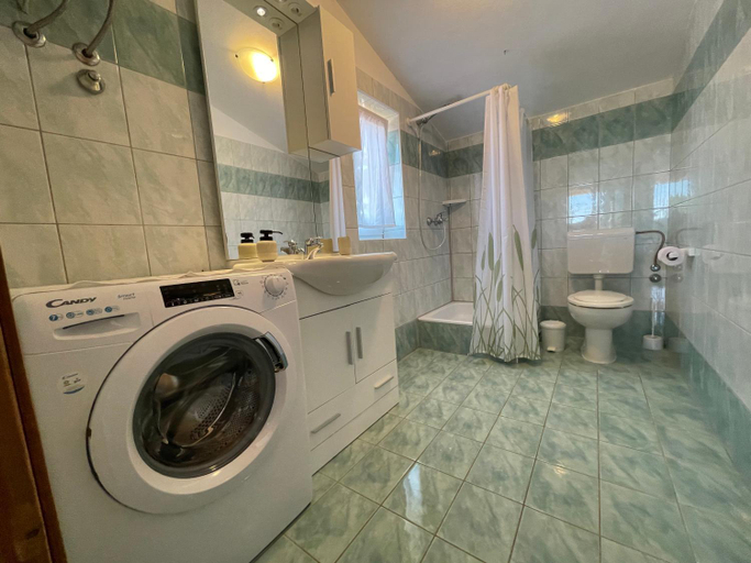 Bathroom 5, Apartments Vitalia, Premantura