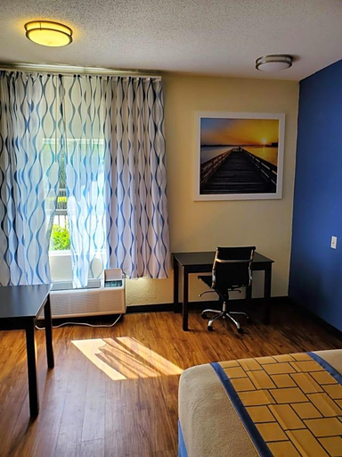 Exterior & Views 2, Days Inn Macon North, Bibb