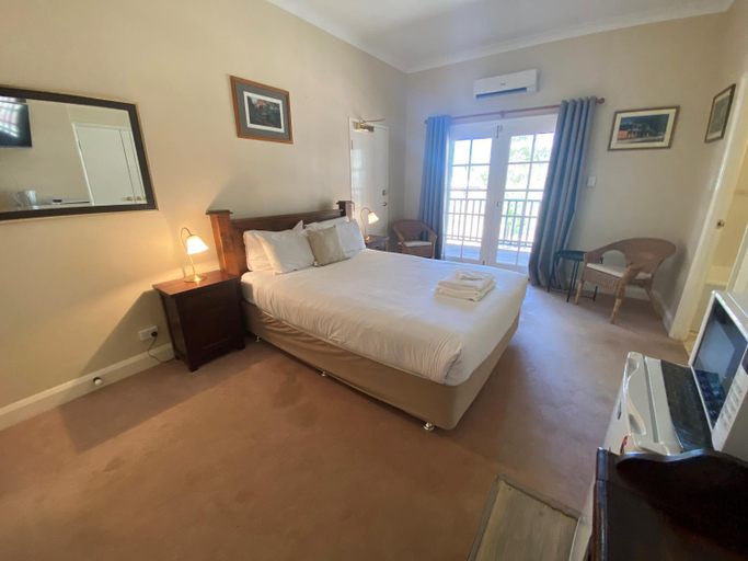 Bedroom 14